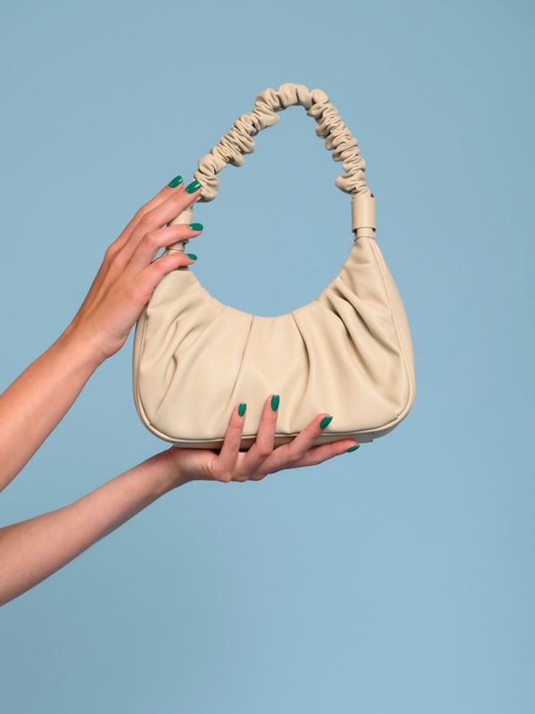 Beige draped bag